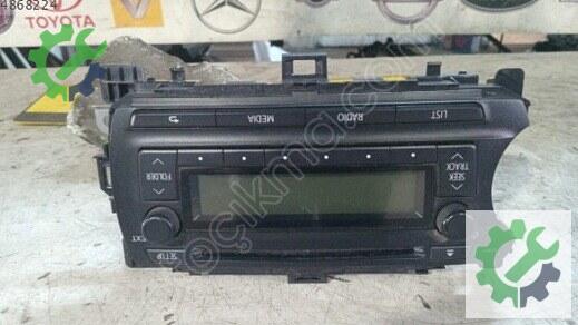 Toyota Yaris Teyp çıkma parça