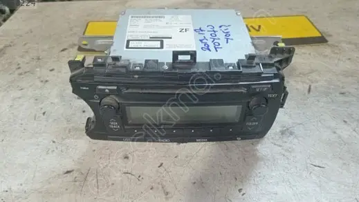 Toyota Yaris Teyp 2013-2017 çıkma parça