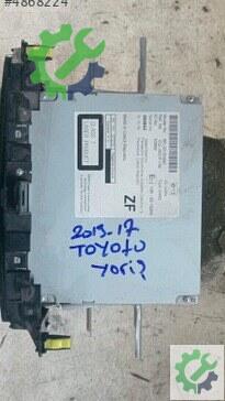 Toyota Yaris Teyp 2013-2017 çıkma parça