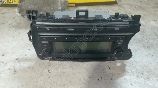 Toyota Yaris Teyp 2013-2017 çıkma parça