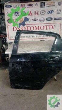 Toyota Yaris Sol Arka Kapı çıkma parça