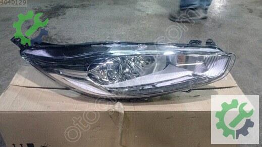Ford Fiesta Mercekli Far 2013-2018 çıkma parça