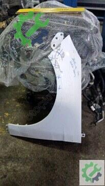 Ford Focus Sol Ön Çamurluk 2013-2018 çıkma parça