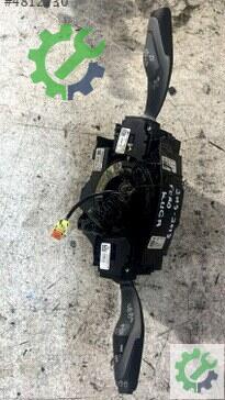Ford Kuga Sinyal Kolu 2013-2018 çıkma parça