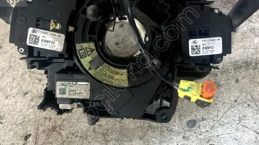 Ford Kuga Sinyal Kolu 2013-2018 çıkma parça