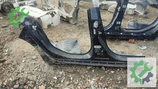 Opel Astra Sağ Marşpiyel Sacı çıkma parça