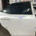 2013-2018 TOYOTA COROLLA SAĞ ARKA KAPI SEDEFLİ BEYAZ