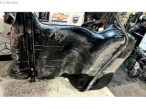 Ford Kuga Yakıt Deposu çıkma parça