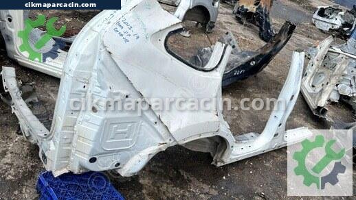 Honda CR-V Sağ Arka Çamurluk çıkma parça
