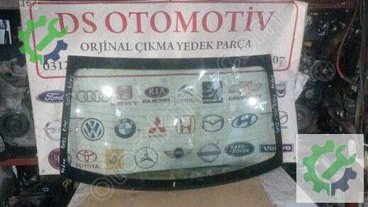 Renault Clio Arka Cam çıkma parça