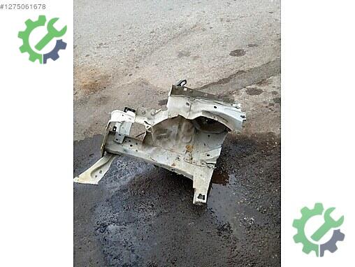 Peugeot 301 Arka Çamurluk çıkma parça