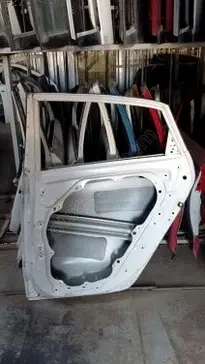 Hyundai i30 Sağ Arka Kapı çıkma parça