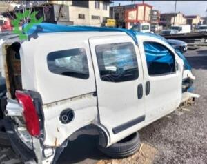 2013 model Fiat fiorino beyaz sağ arka kapı