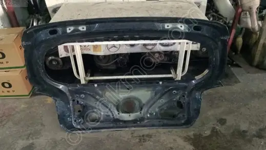 BMW 1 Serisi Bagaj Kapağı 2014-2016 çıkma parça