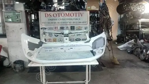 Dacia Sandero Ön Tampon çıkma parça