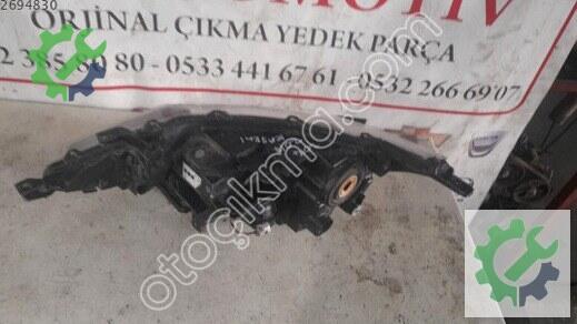 Nissan Qashqai Sağ Ön Far 2014-2017 çıkma parça
