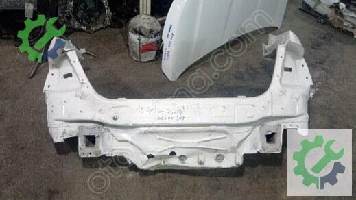 Skoda Octavia Arka Panel 2014-2017 çıkma parça