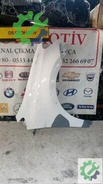 Volkswagen Polo Sağ Ön Çamurluk çıkma parça