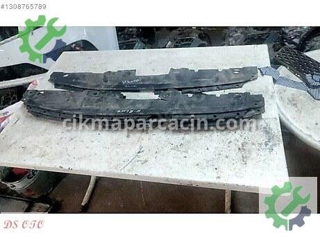 Hyundai Accent Tampon Tutacağı çıkma parça