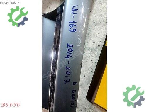 Mercedes-Benz B Ön Panjur çıkma parça