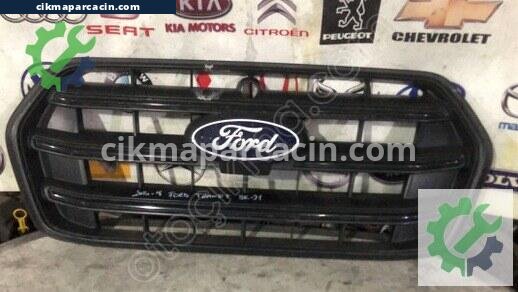 Ford Transit Ön Panjur çıkma parça