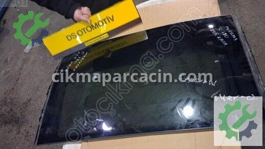 Mercedes-Benz C Serisi Sunroof Camı 2014-2018 çıkma parça