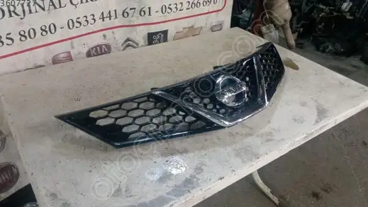 Nissan Pulsar Ön Panjur 2014-2018 çıkma parça