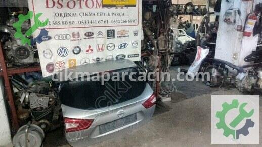 Nissan Qashqai Bagaj Kapağı 2014-2020 çıkma parça