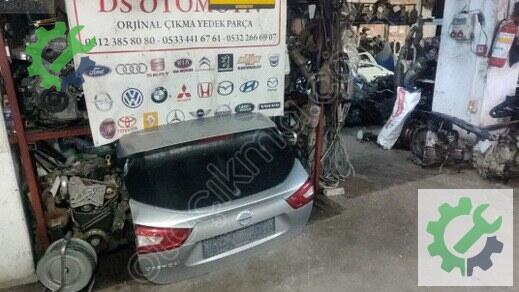 Nissan Qashqai Bagaj Kapağı 2014-2020 çıkma parça
