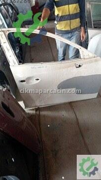 Mazda 3 Sağ Ön Kapı çıkma parça