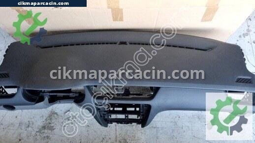 Skoda Octavia Torpido çıkma parça