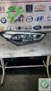 2015-2018 HYUNDAİ TUCSON SAĞ FAR