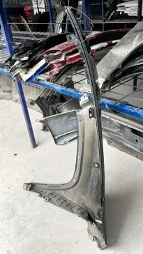 Jeep Grand Cherokee Sağ Ön Çamurluk 2015-2018 çıkma parça