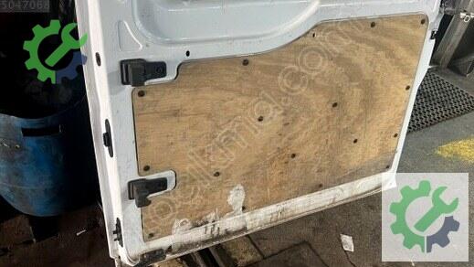 Ford Transit Sağ Sürgülü Kapı 2015-2020 çıkma parça