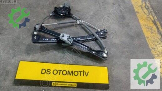 Skoda Superb Sol Ön Cam Krikosu 2015-2020 çıkma parça