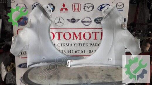 Ford Tourneo Connect Ön Çamurluk 2015-2023 çıkma parça
