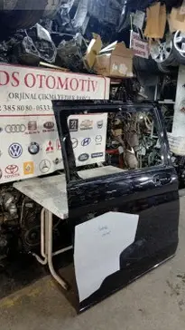 Mercedes-Benz Vito Sağ Sürgülü Kapı 2015-2025 çıkma parça
