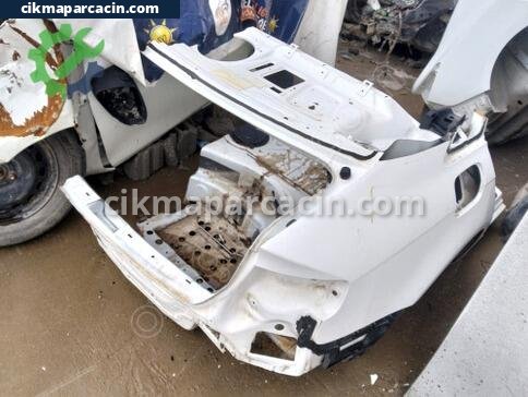 Audi A4 Sağ Arka Çamurluk çıkma parça