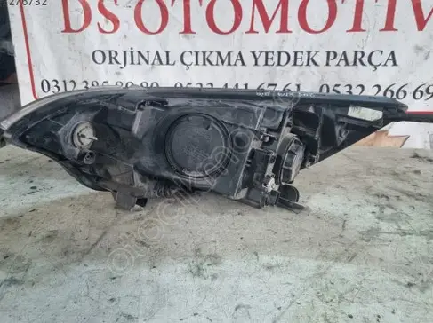 Kia Rio Sağ Ön Far çıkma parça