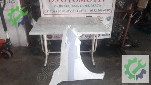 Nissan Juke Sağ Ön Çamurluk çıkma parça
