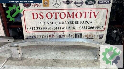 Jeep Grand Cherokee Ön Tampon Demiri çıkma parça