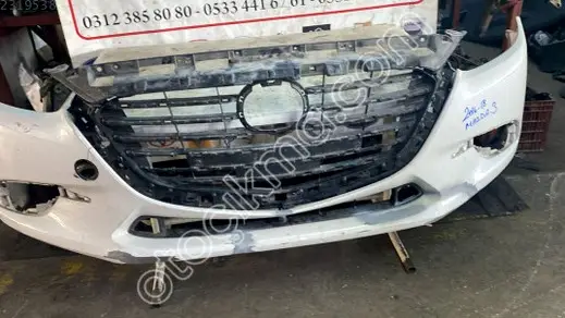 Mazda 3 Ön Tampon çıkma parça