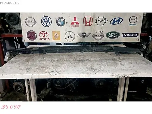 Toyota Auris Tampon Braketi çıkma parça