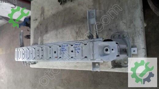 Ford Fiesta Ön Tampon Demiri çıkma parça