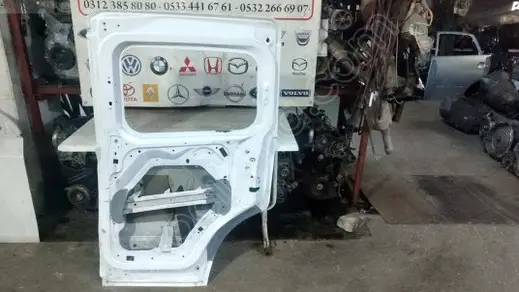 Ford Transit Courier Sağ Sürgülü Kapı 2016-2021 çıkma parça