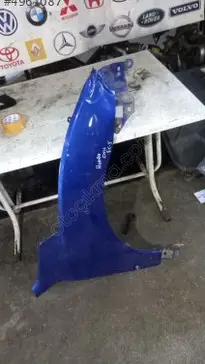 Honda Civic Sağ Ön Çamurluk çıkma parça