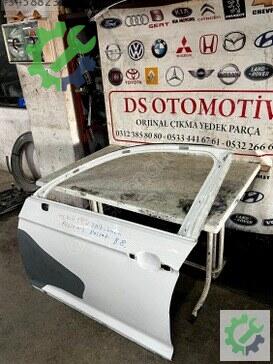 Volkswagen Passat Sol Ön Kapı 2016-2021 çıkma parça