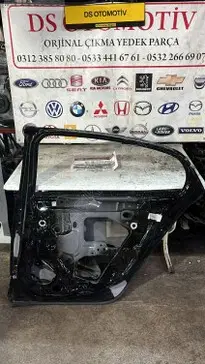 Renault Megane Sağ Arka Kapı 2016-2023 çıkma parça