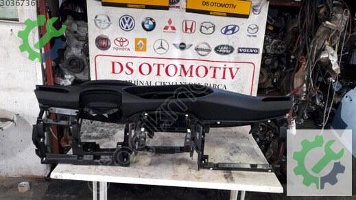 Peugeot 308 Torpido çıkma parça