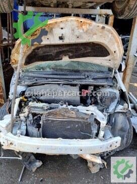 Toyota Yaris Oto Teybi çıkma parça
